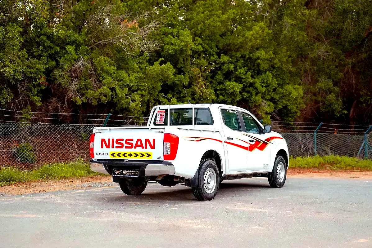 Nissan Navara, 2022 — фото 3 из 10
