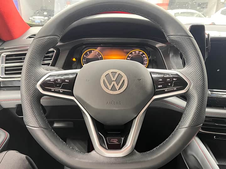 Volkswagen Teramont X, 2022 — фото 6 из 9