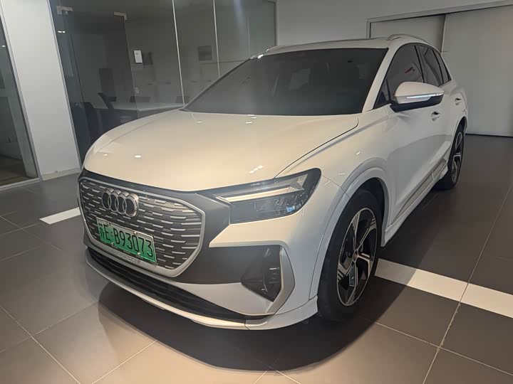 Audi Q4 e-tron, 2025 — купить в Санкт-Петербурге под ключ