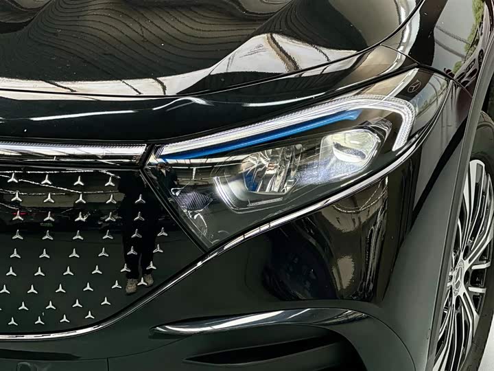 Mercedes-Benz EQB, 2024 — фото 4 из 12
