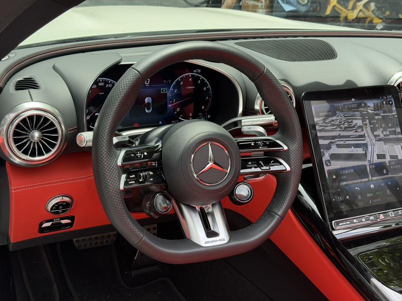 Mercedes-Benz SL-Class AMG, 2025 — фото 9 из 12