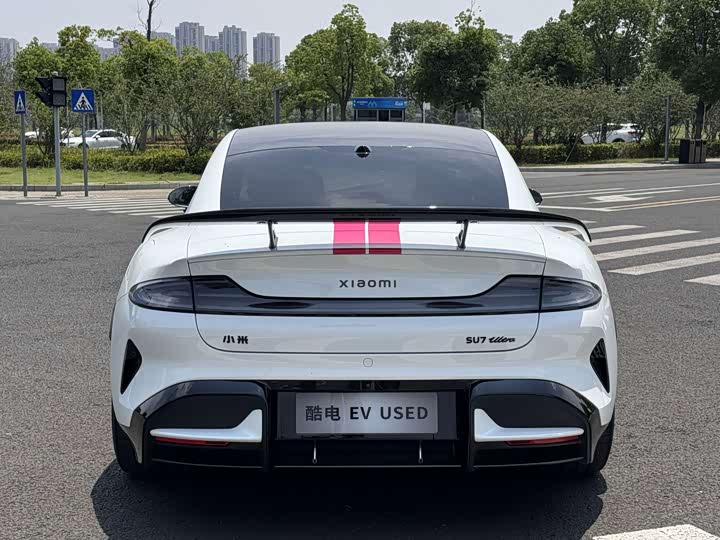Xiaomi SU7 Ultra, 2025 — фото 6 из 9