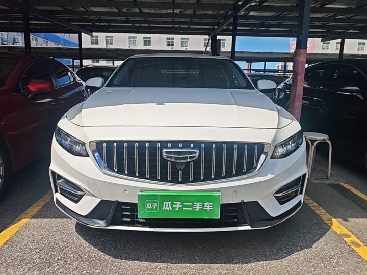 Geely Preface, 2023 — фото 3 из 9