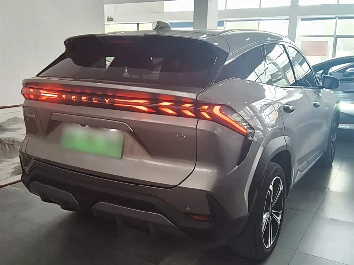 Geely Galaxy L7, 2023 — фото 7 из 9