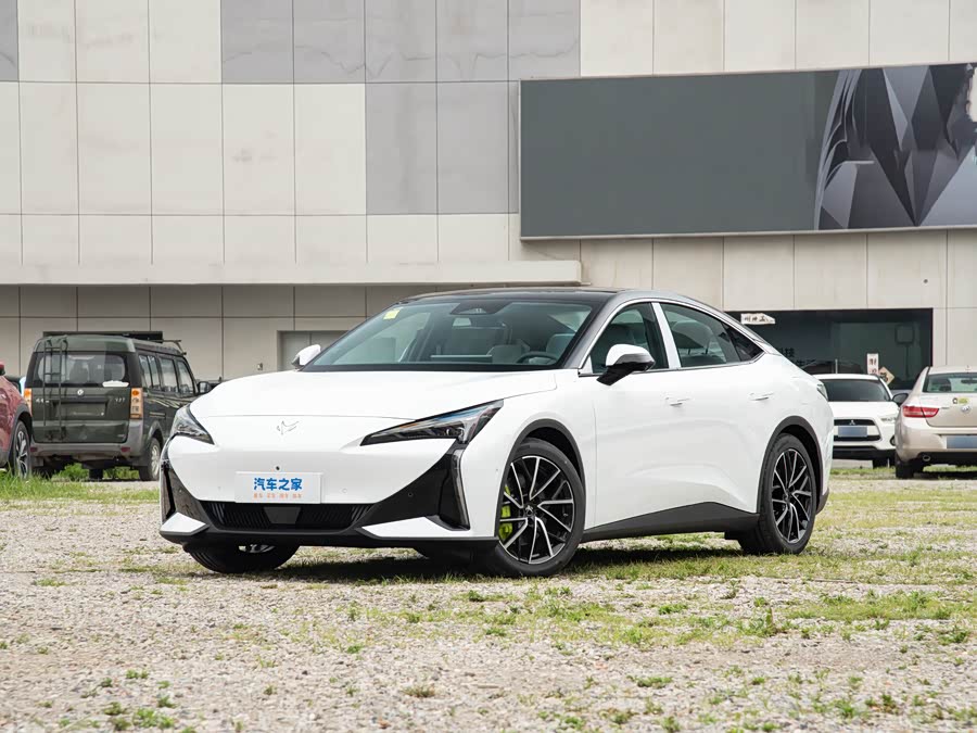 BAIC Arcfox Alpha S5, 2026 — купить в Иванове под ключ