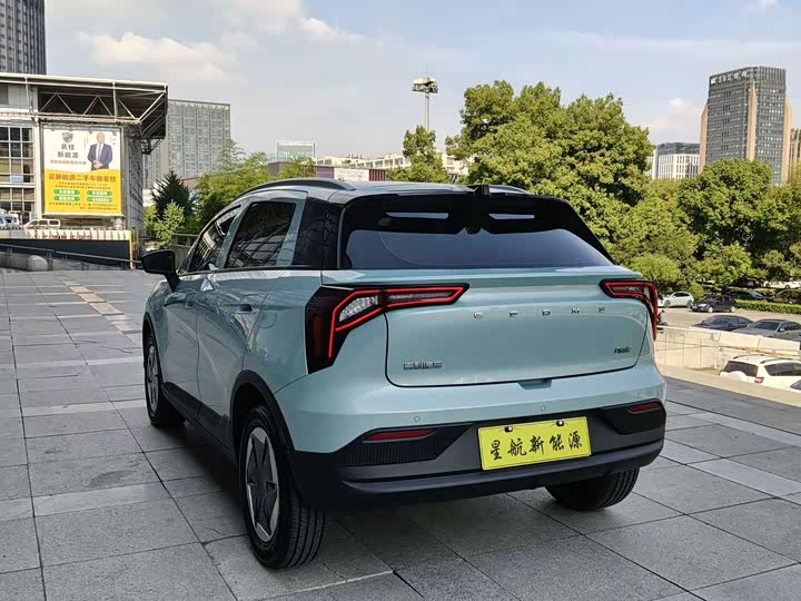 Geely Geometry E Firefly, 2023 — фото 5 из 9