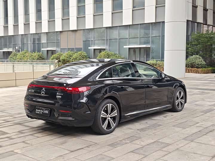 Mercedes-Benz EQE, 2025 — фото 5 из 9
