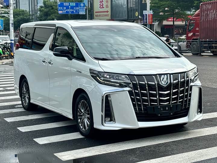 Toyota Alphard, 2021 — фото 4 из 9