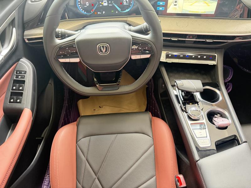 Changan Eado Plus, 2024 — фото 8 из 11