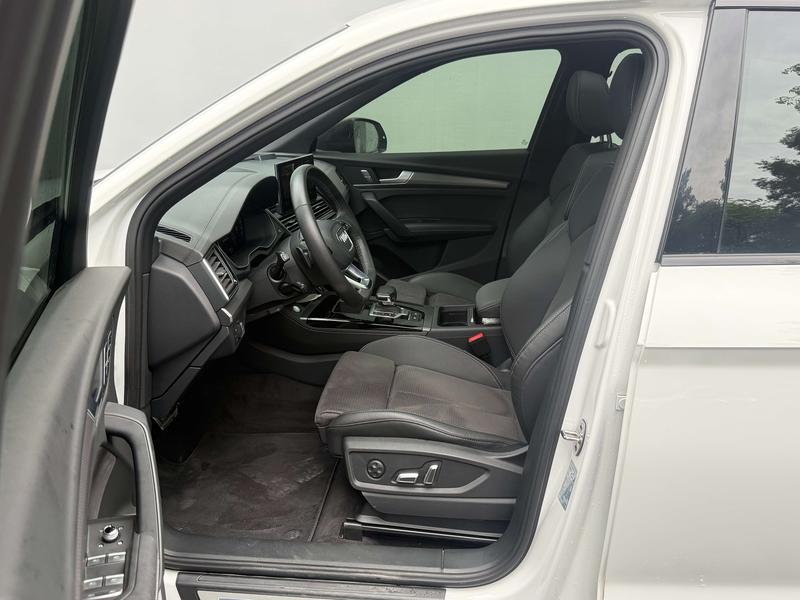 Audi Q5L Sportback, 2024 — фото 11 из 12