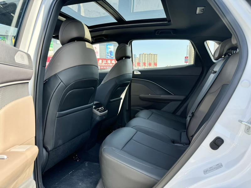 Changan CS55 Plus Hybrid, 2026 — фото 9 из 10