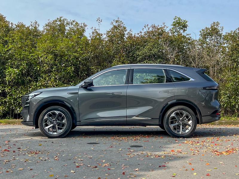 Changan CS75 Plus, 2025 — фото 4 из 8