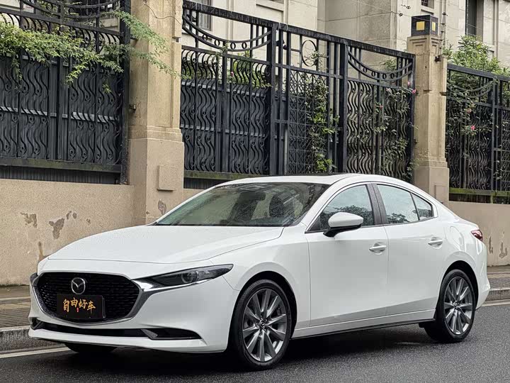 Mazda 3 (Axela), 2024 — купить в Ярославле под ключ