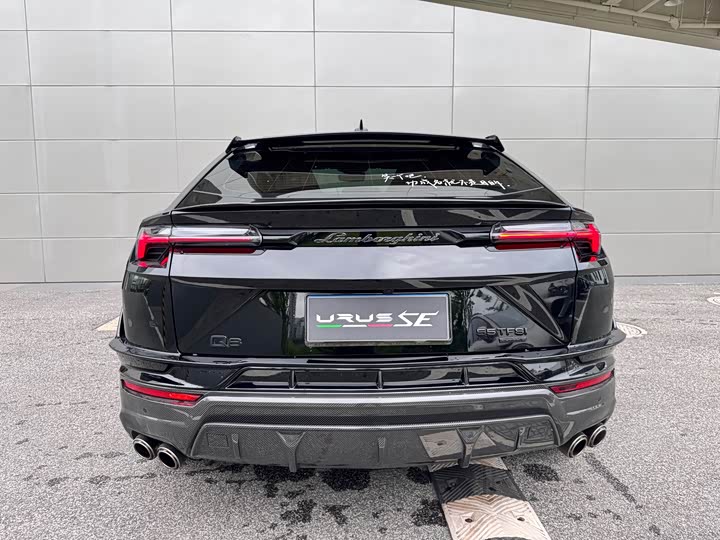 Lamborghini Urus, 2023 — фото 5 из 9