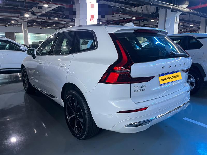 Volvo XC60, 2026 — фото 4 из 11