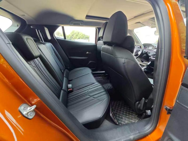 Peugeot 2008, 2023 — фото 11 из 12