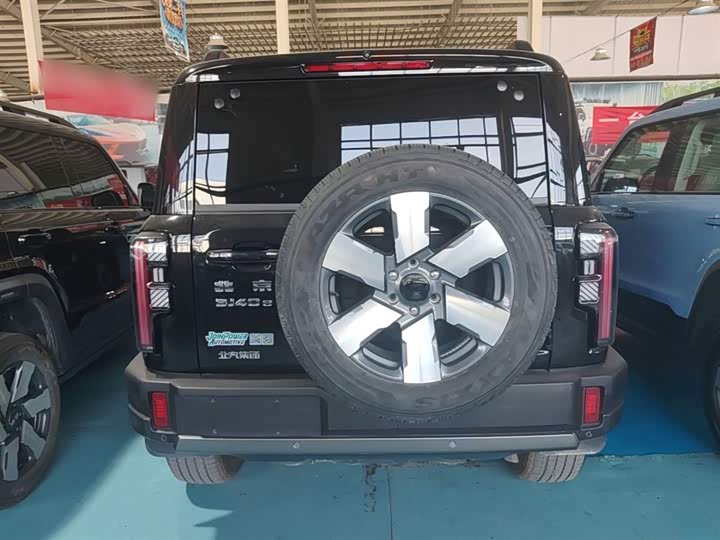 BAIC Beijing BJ40 Hybrid, 2025 — фото 6 из 9