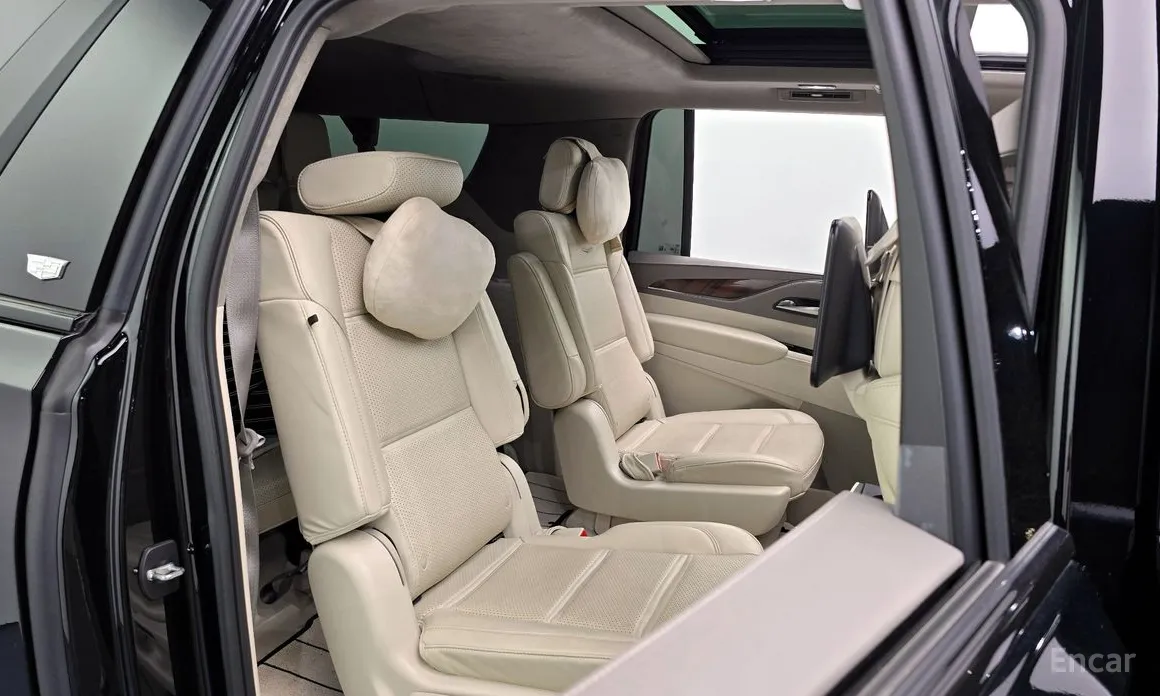 Cadillac Escalade, 2024 — фото 12 из 12
