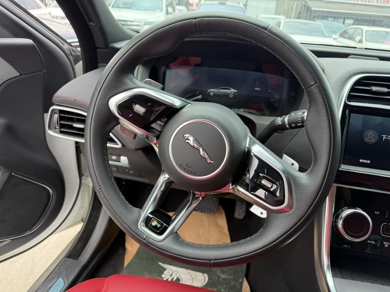Jaguar XE L, 2022 — фото 9 из 12