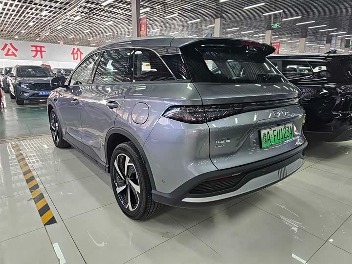 BYD Sea Lion 05 DM-i Hybrid, 2024 — фото 3 из 9