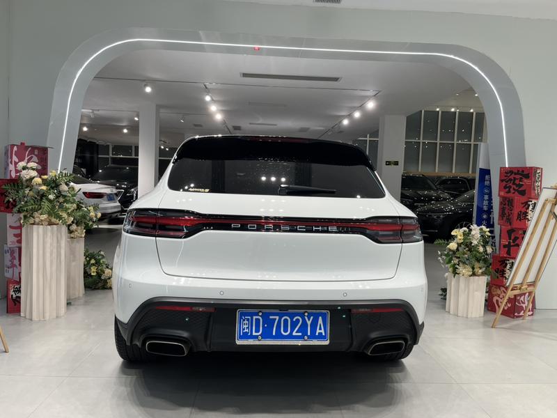 Porsche Macan, 2022 — фото 5 из 12