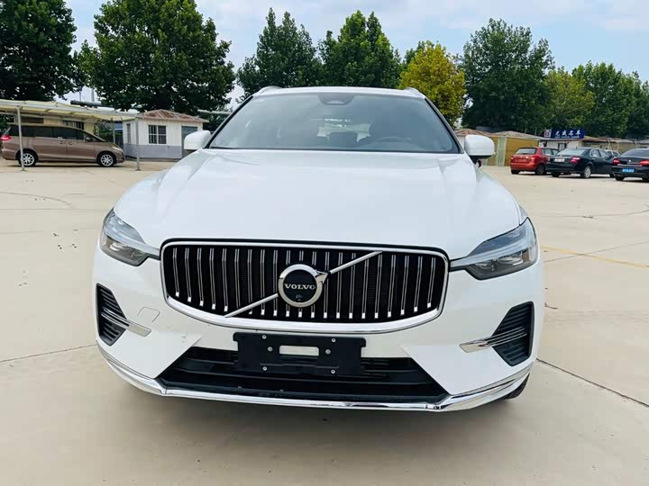 Volvo XC60 Hybrid, 2026 — фото 9 из 9