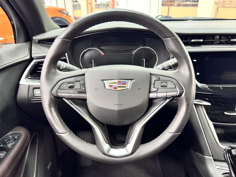 Cadillac XT6, 2022 — фото 7 из 12