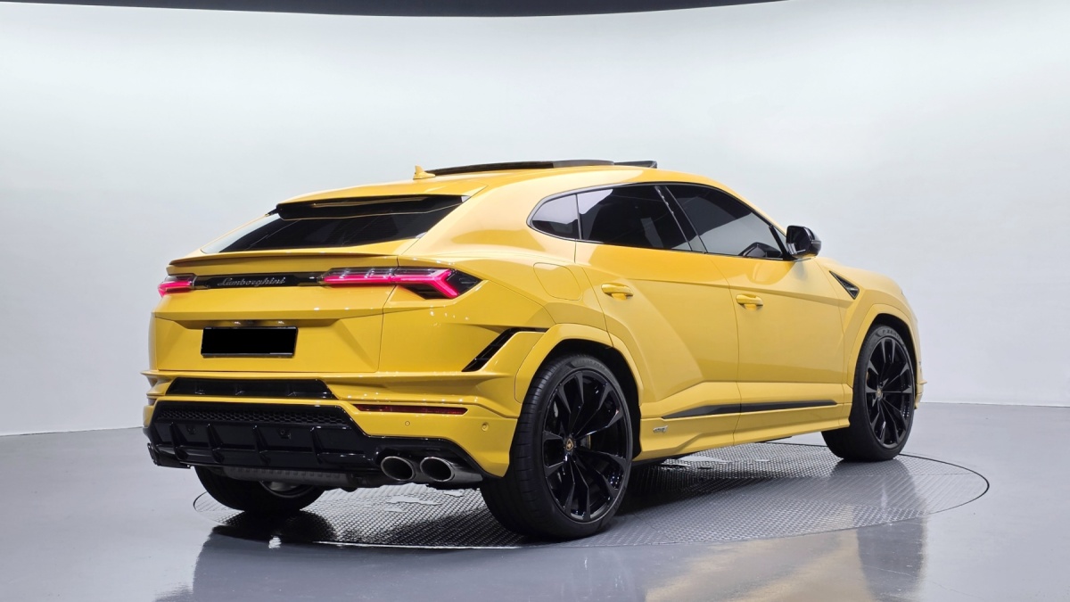 Lamborghini Urus, 2024 — фото 2 из 12