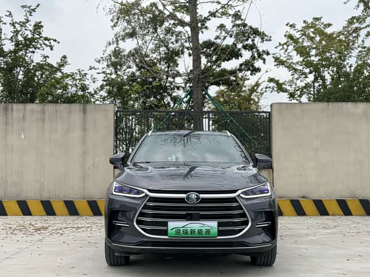 BYD Tang Hybrid/EV, 2022 — фото 7 из 9