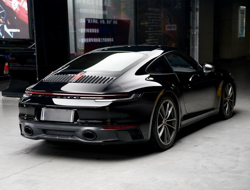 Porsche 911, 2024 — фото 6 из 10