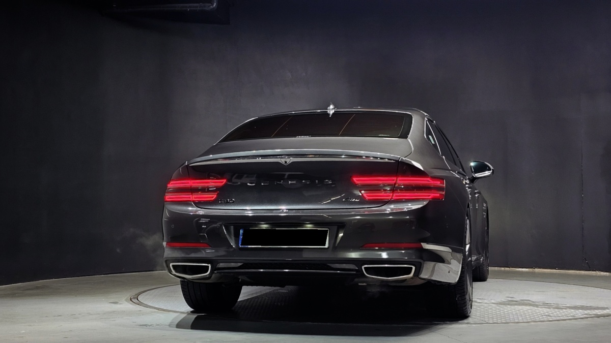 Genesis G80, 2023 — фото 4 из 12