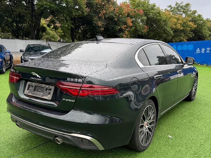 Jaguar XE L, 2022 — фото 8 из 9