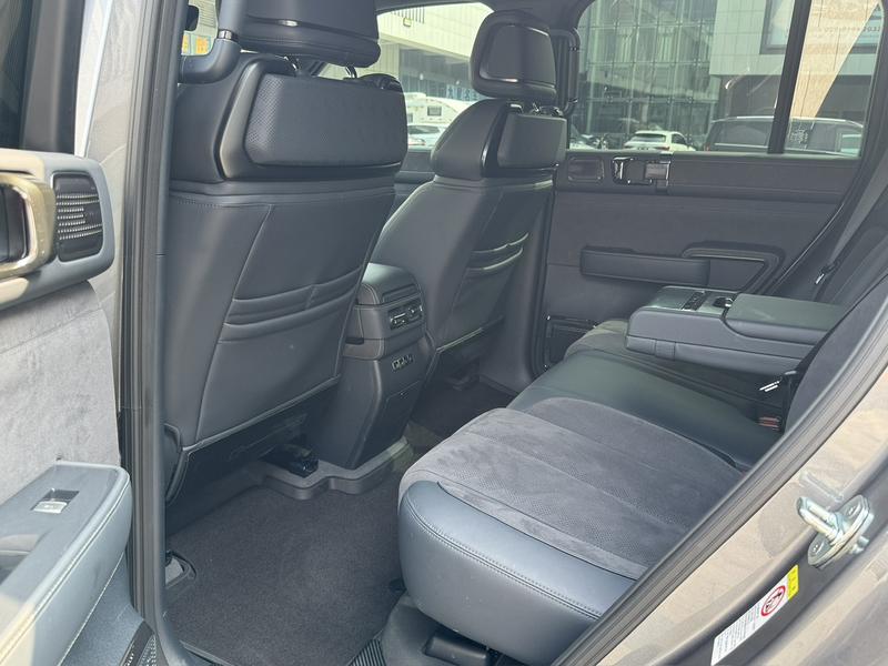 BYD FangChengBao Leopard 5, 2023 — фото 8 из 9