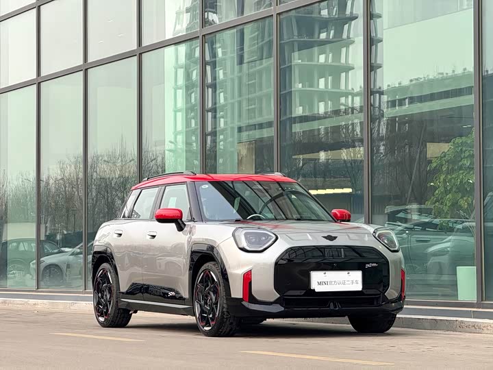 Mini Aceman JCW, 2026 — фото 3 из 9