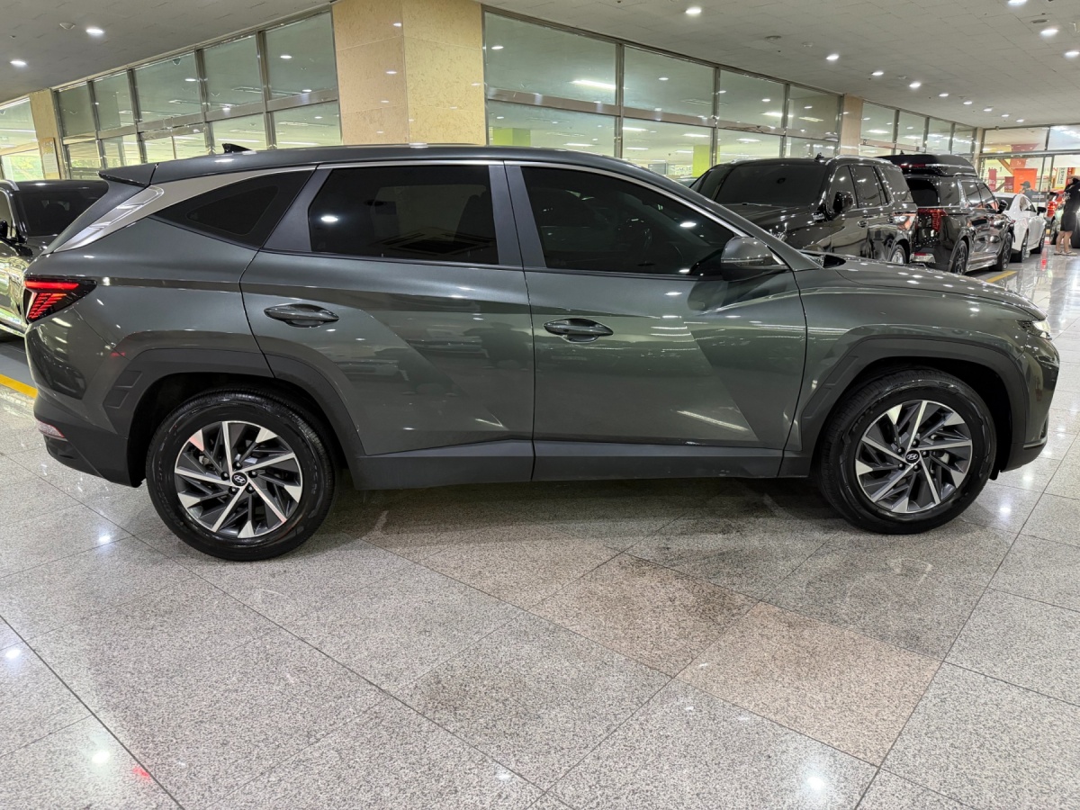 Hyundai Tucson, 2022 — фото 5 из 12
