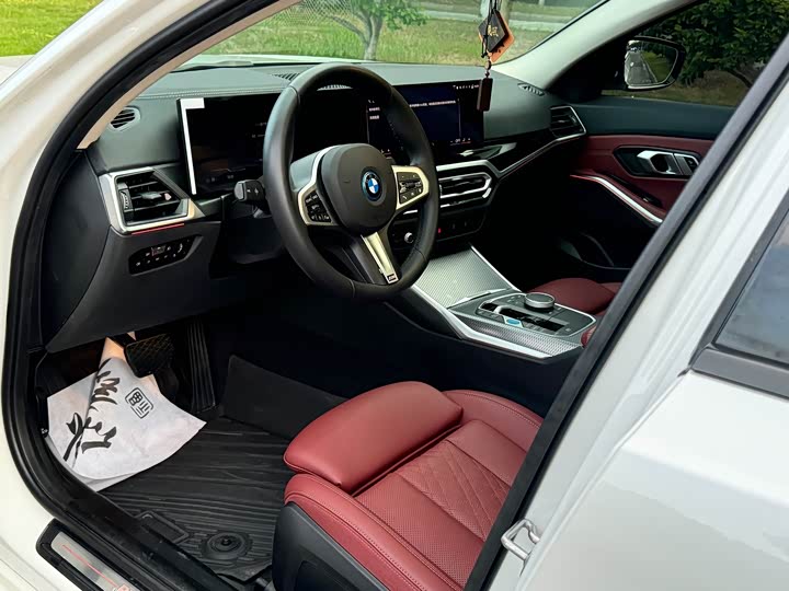 BMW i3, 2024 — фото 5 из 9