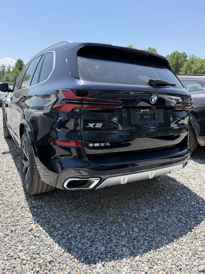 BMW X5, 2025 — фото 2 из 3