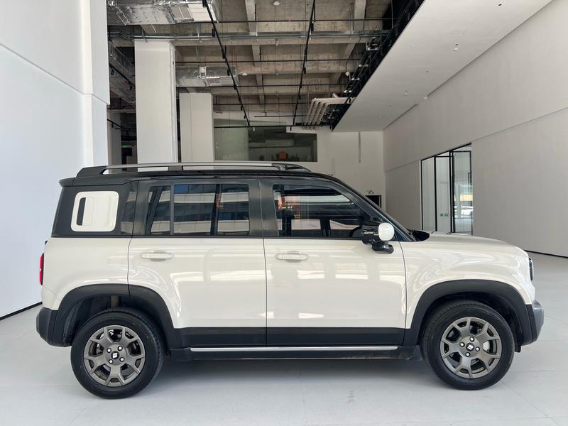 Baojun Yep Plus, 2024 — фото 8 из 12