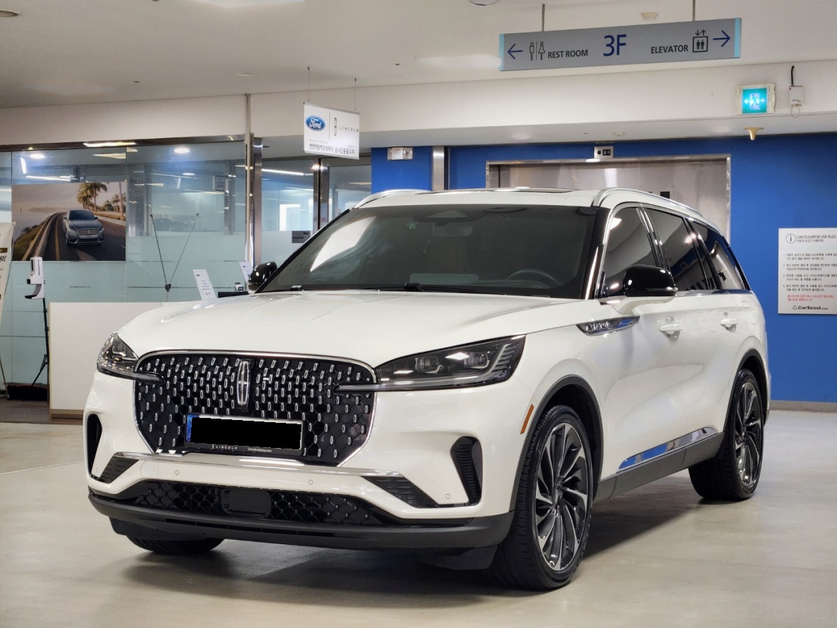 Lincoln Aviator, 2024 — купить в Рязани под ключ