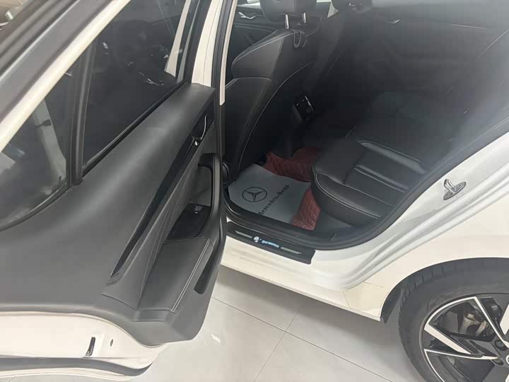 Skoda Octavia Pro, 2022 — фото 6 из 9
