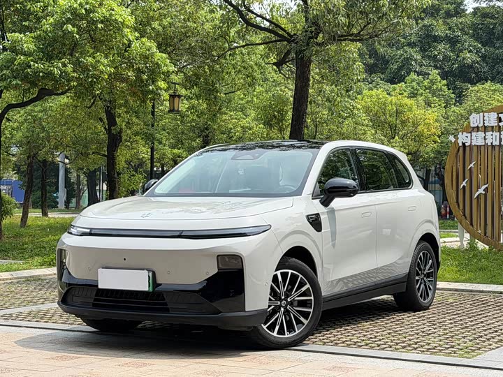 Leapmotor B10, 2024 — купить в Орле под ключ