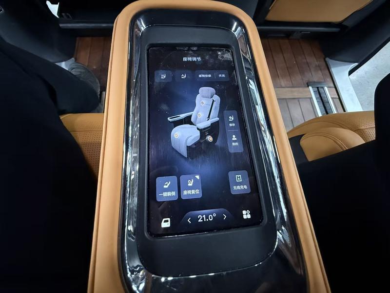 Geely Galaxy L380, 2025 — фото 7 из 12