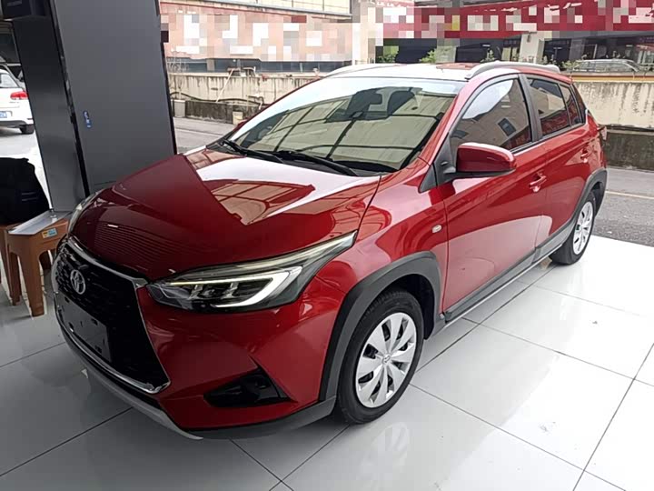 Toyota Yaris L Hatchback, 2021 — фото 2 из 9