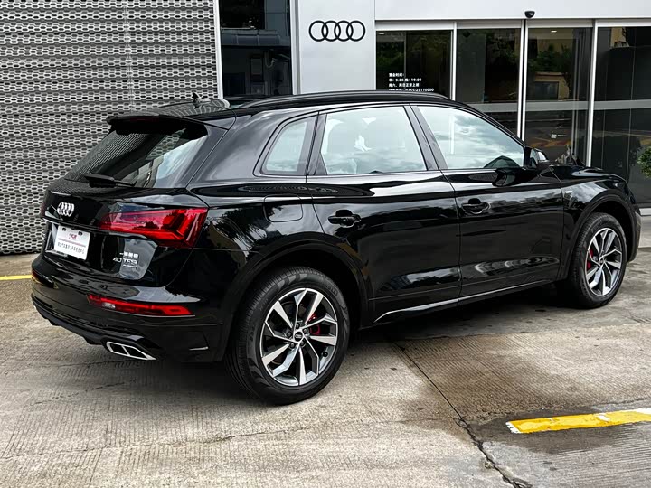 Audi Q5L, 2025 — фото 4 из 9