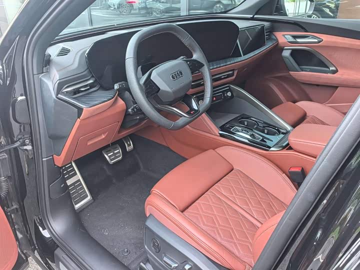 Audi Q5L, 2025 — фото 9 из 9