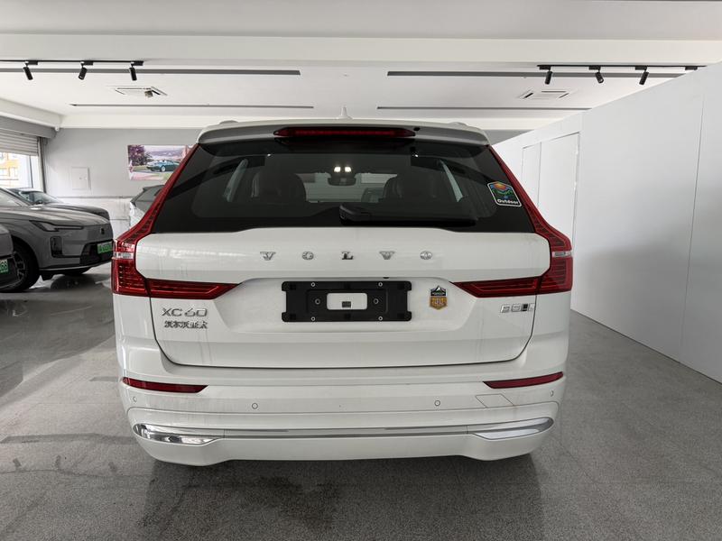 Volvo XC60, 2024 — фото 5 из 12