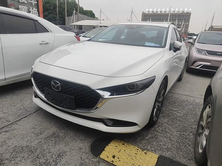 Mazda 3 (Axela), 2024 — купить в Рязани под ключ