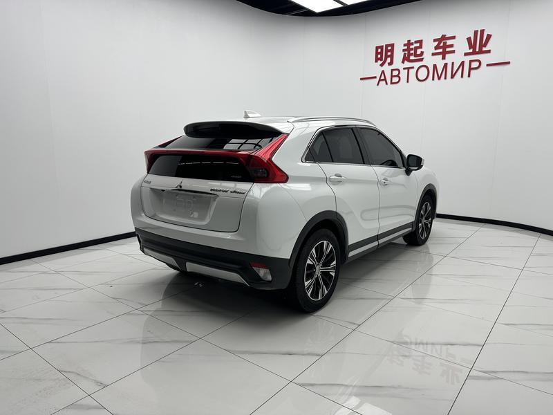 Mitsubishi Eclipse Cross, 2022 — фото 6 из 12