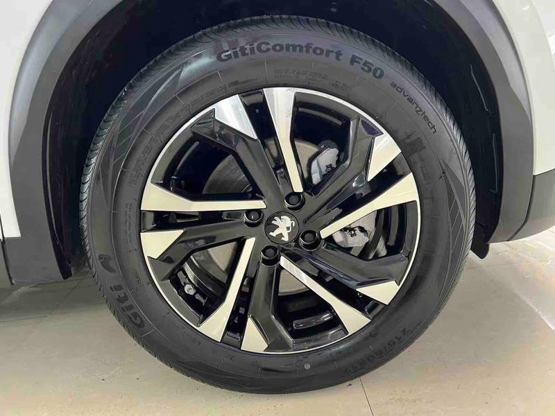 Peugeot 2008, 2023 — фото 7 из 12