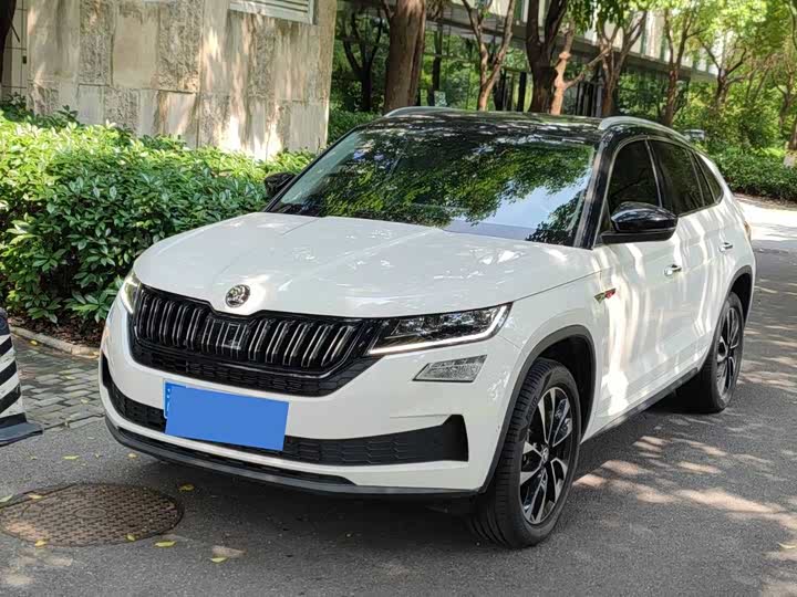 Skoda Kodiaq GT, 2026 — купить в Санкт-Петербурге под ключ